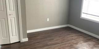 Newly remodeled 2 bedroom home Gallery 6