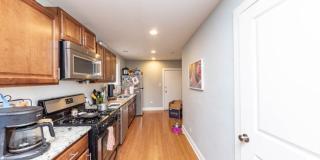 848 N Wood Gallery 7