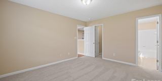 5732 Fairchase Avenue Gallery 16
