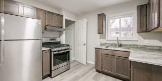 AVAILABLE NOW! Charming 3-Bedroom Home in Prime Pontiac Location Gallery 5