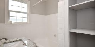 1028 NE 3RD AVENUE Gallery 12