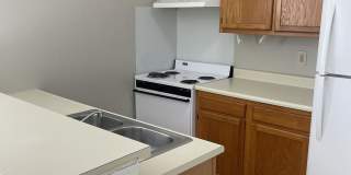 255 Canal Park Drive- UNIT C - 1UNIT C Gallery 2
