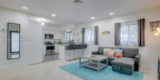 1700 Southwest 20th Street Gallery 21