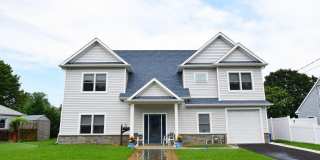 229 Lockwood Avenue unit: Winter Gallery 1