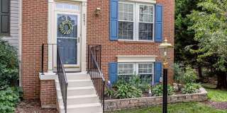 6241 ABBOTTSBURY Row Gallery 3