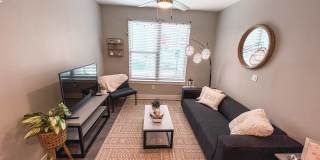 Student Housing - The Locale Tallahassee Gallery 16