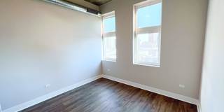 3833 N Broadway Gallery 215