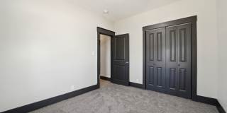 330 Jefferson Street Gallery 32