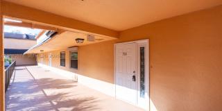 430 Commodore Dr Gallery 16