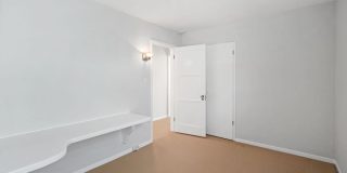 3460 Angelus Ave Gallery 24