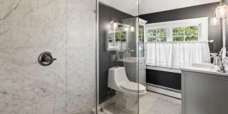 512 Lincoln Avenue Gallery 15