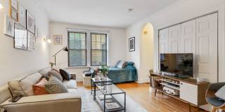 3618 North Marshfield Ave. Apt. Gallery 9
