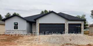 211 E Rosalie St Gallery 1