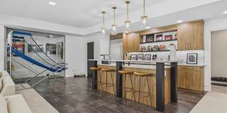 155 N Southmoor Dr Gallery 32