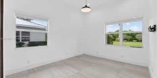 2400 SW 112th Ave Gallery 29