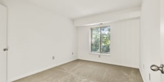 Country Club Apartments Gallery 28