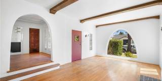 713 W Dryden Gallery 4