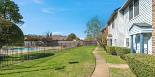 2 Bedroom 2.5 Bath 2 Car Carport - town house Gallery 29