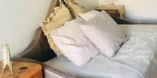 This is a great opportunity to rent a 2 bedroom at a competitive price in Tarzana. Gallery 10