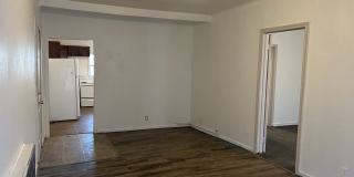 1303 Bell Street Gallery 9