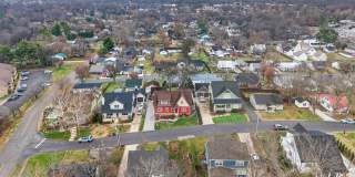 Great location, less than one mile from Historic Downtown Franklin. Gallery 44