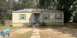 2 bedroom 1 bathroom home Gallery 1