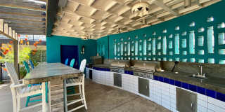 1 and 2 Bedrooms Great Location with Community Pool and Onsite Laundry! 1/2 of Mile from U of A Gallery 28