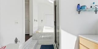 496 W Park Avenue Gallery 21