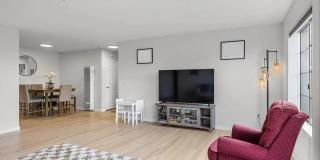 2 Bedroom Condo in Fashion Valley Gallery 10