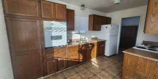 This 2 Bedroom/ 1 Bathroom home Gallery 4