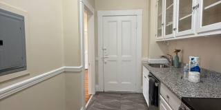 Amazing Coolidge Corner Apt w. Gas, Heat and Hot Water Included!  Sunny and Spacious.  Cat Friendly, Parking Avail Gallery 13