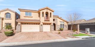 Fully Furnished Luxury Living with Expansive, Move-In Ready Comfort! Gallery 1