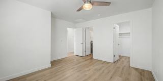 105 W Latona Gallery 22