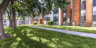 Oval Spring Apartments Gallery 8