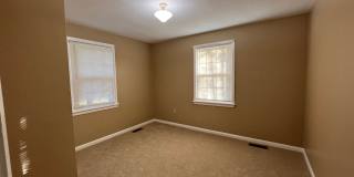 Charming Brick House off Fort Avenue Gallery 18