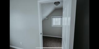 Spacious 3BR Duplex in Louisville Gallery 28