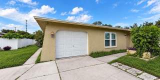 902 W SHANNON Court Gallery 1