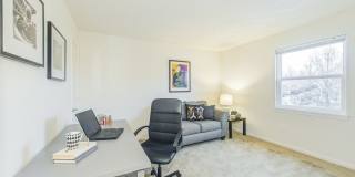 College Courts of Nora Gallery 1