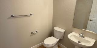 3 Bed 2.5 Bath Single Family Home In Sam Ramon Gallery 14
