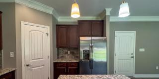 Beautiful 4 Bed 2.5 Bath Home in North Fayetteville Gallery 8