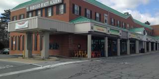 250 ENGLAR Road unit: 18 Gallery 1