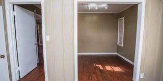 3019 33rd Street Gallery 14