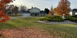 3bd 3bth Home-1 Acre on the Water! Gallery 8