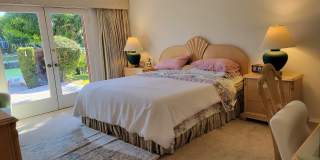 Short term starting Jan. 1, 2027 only BIRD KEY Large 4/3 canal home with heated pool Gallery 16