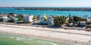 Fully Furnished Beach Escape – Gulf Views & Coastal Vibes 2 Beds | 2 Bath Gallery 3