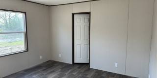 3525 E. Elizabethtown Rd. Gallery 4