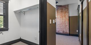 4014 Porter Street Gallery 8