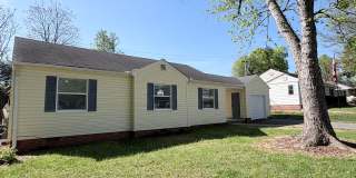 Newly Renovated 3 Bedroom 2 Bath w/ Flex Room Located in a Sought-after Neighborhood! Gallery 21