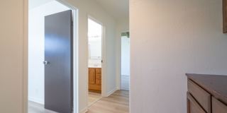 $4000 / 3BR/ 2BA  WELL MAINTAINED SINGLE FAMILY HOME WITH ENCLOSED GARAGE IN KALAMA VALLEY Gallery 26