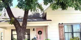 608 N Belknap Avenue Gallery 1